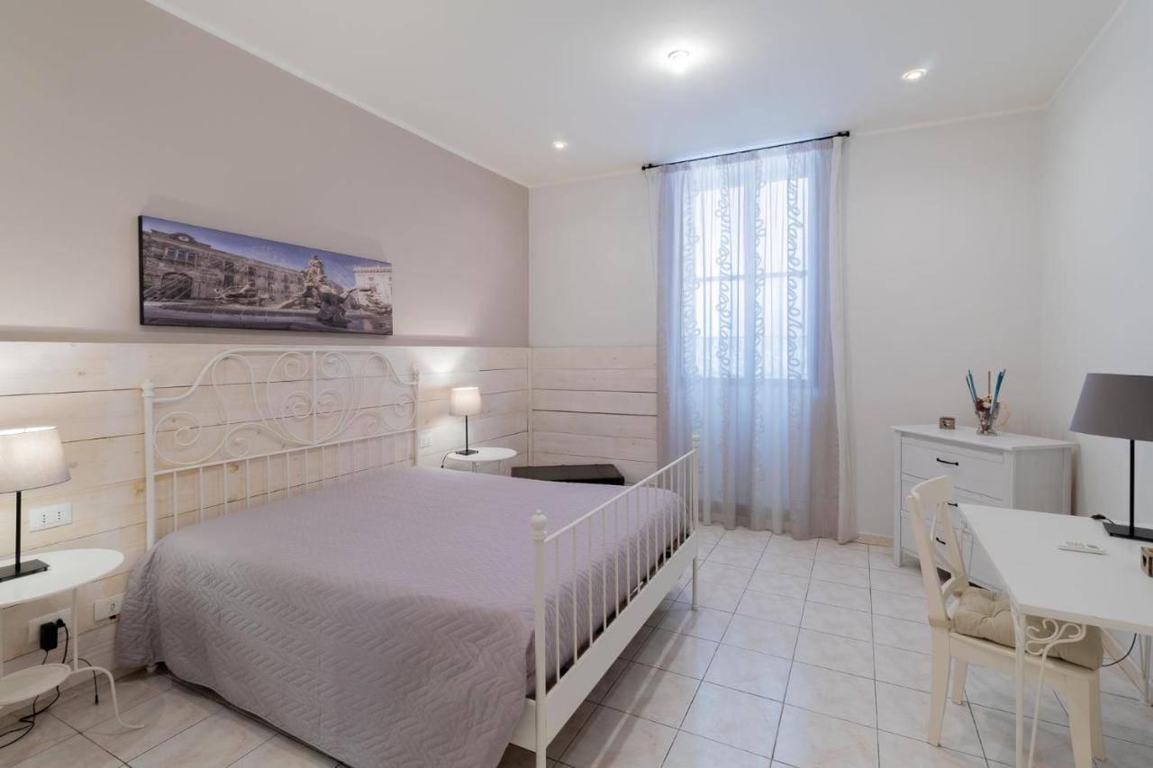 Syracuseapartments Il Piave Di Siracusa Appartamento Per 6 Persone Vicino Ad Ortigia A 200M Dal Mare Exterior photo