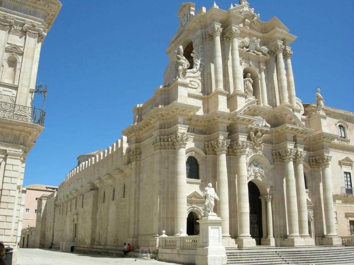 Syracuseapartments Il Piave Di Siracusa Appartamento Per 6 Persone Vicino Ad Ortigia A 200M Dal Mare Exterior photo
