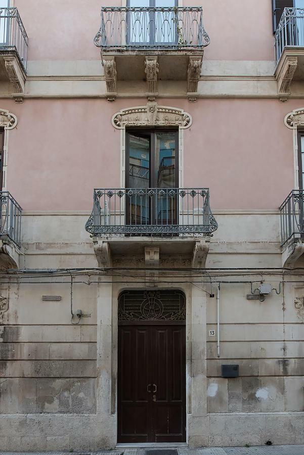 Syracuseapartments Il Piave Di Siracusa Appartamento Per 6 Persone Vicino Ad Ortigia A 200M Dal Mare Exterior photo